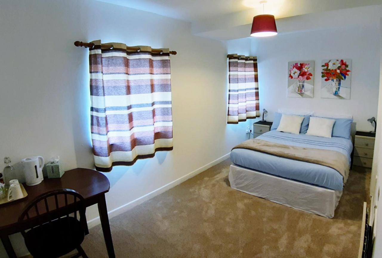 Family Rooms - Cork Centre City คอร์ก ห้อง รูปภาพ